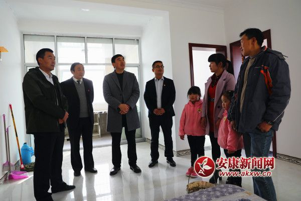 2.(dng)Į(zhn)ؚаwסhϵ(lin)(zhn)I(lng)(do)cͷTؚL˽r_meitu_1.j