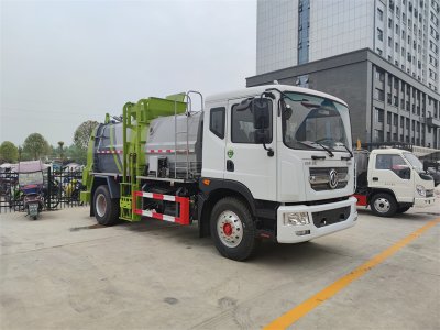餐廚垃圾車，收集運(yùn)輸剩飯剩菜泔水垃圾我擔(dān)當(dāng)，干濕分離我本領(lǐng)大